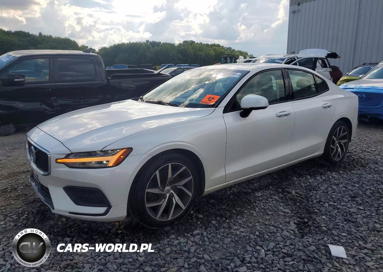 2019 Volvo S60 T5 Momentum