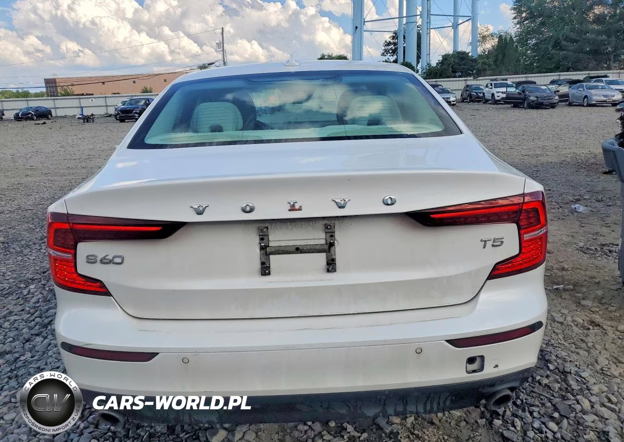 2019 Volvo S60 T5 Momentum VIN:7JR102FK6KG013677 - 6