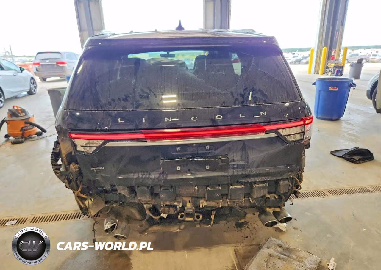 2020 Lincoln Aviator Grand Touring VIN:5LMYJ8XYXLGL37094 - 6