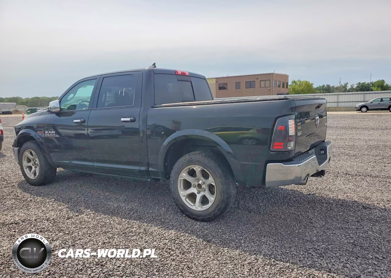 2017 Ram 1500 Laramie VIN:1C6RR7NM3HS877655 - 2