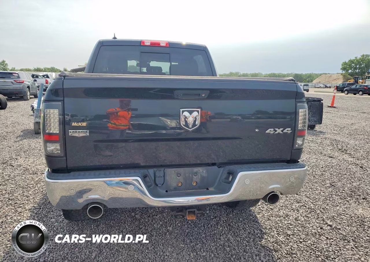 2017 Ram 1500 Laramie VIN:1C6RR7NM3HS877655 - 6