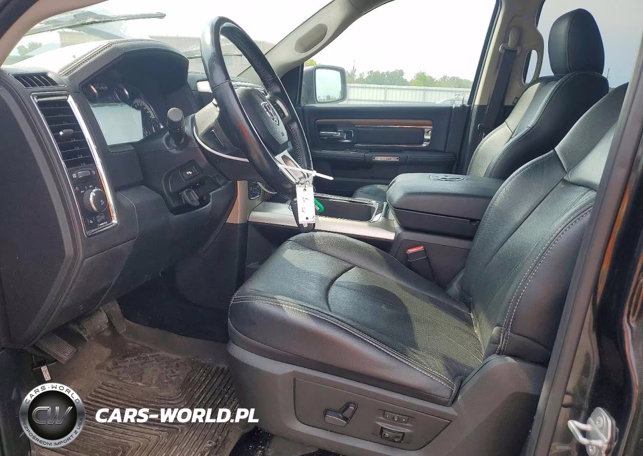 2017 Ram 1500 Laramie VIN:1C6RR7NM3HS877655 - 7
