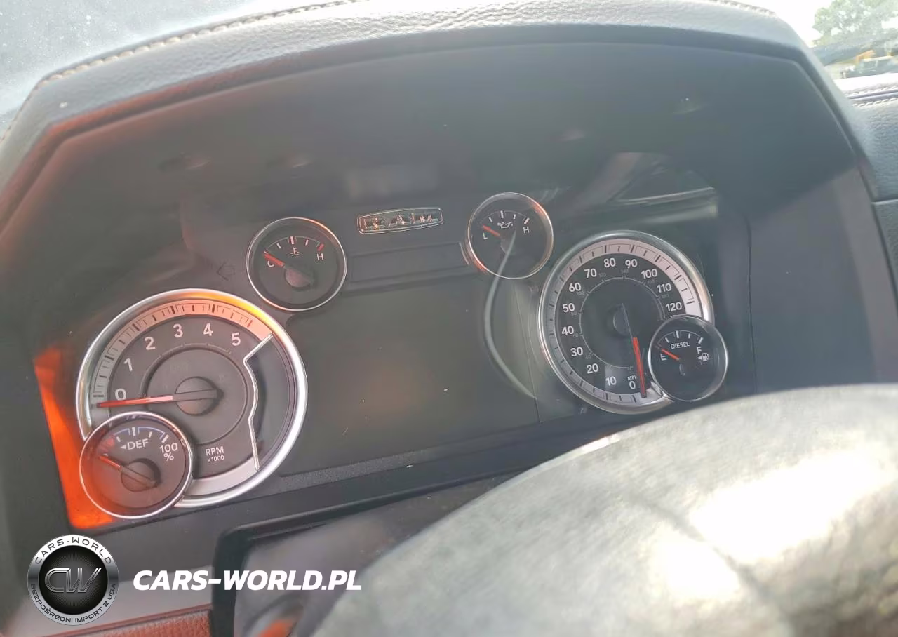 2017 Ram 1500 Laramie VIN:1C6RR7NM3HS877655 - 9