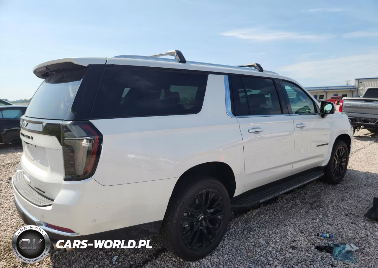 2025 Chevrolet Suburban K1500 Premier VIN:1GNS6FRD7SR128774 - 3
