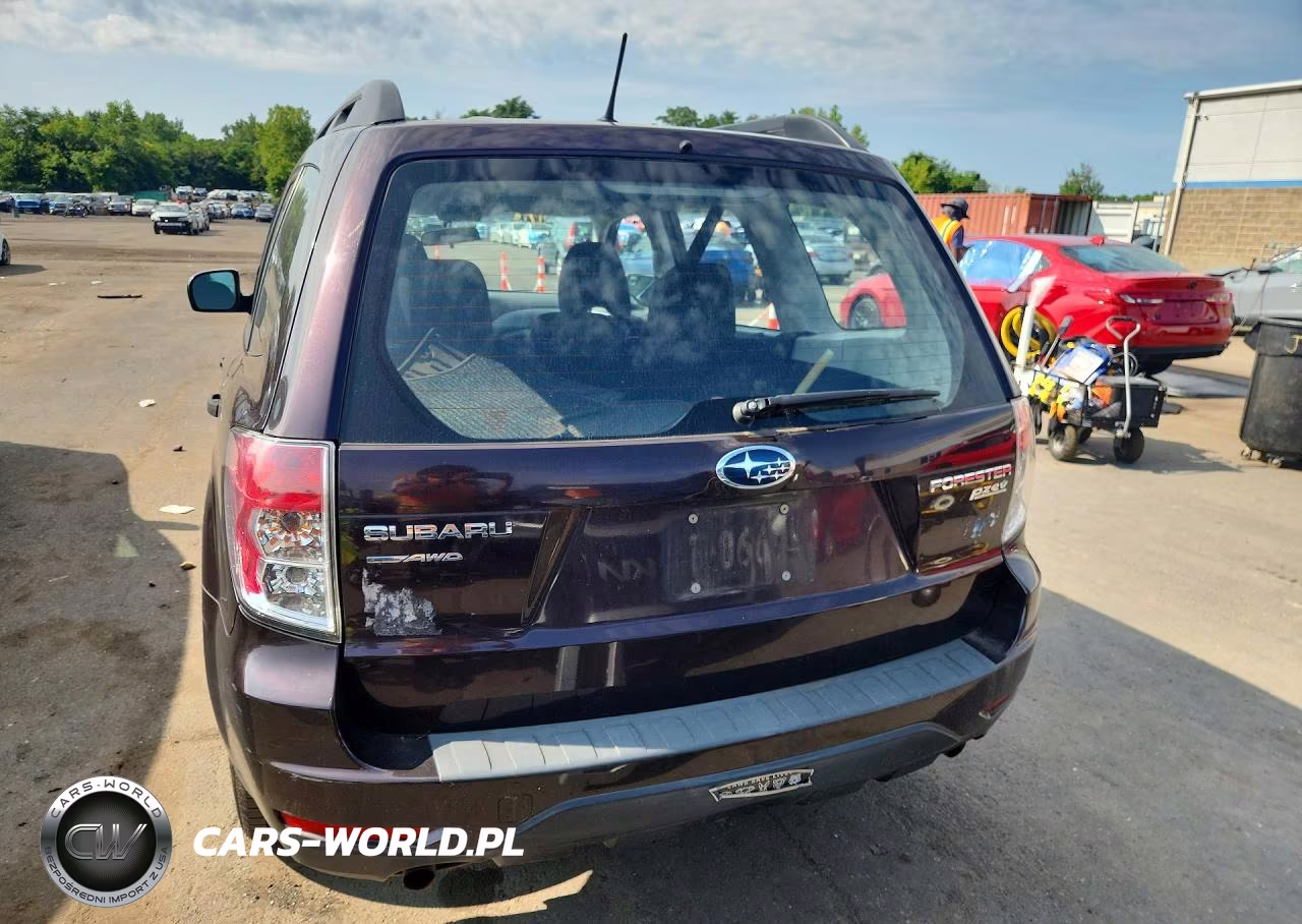 2013 Subaru Forester 2.5X VIN:JF2SHABC4DH410713 - 6