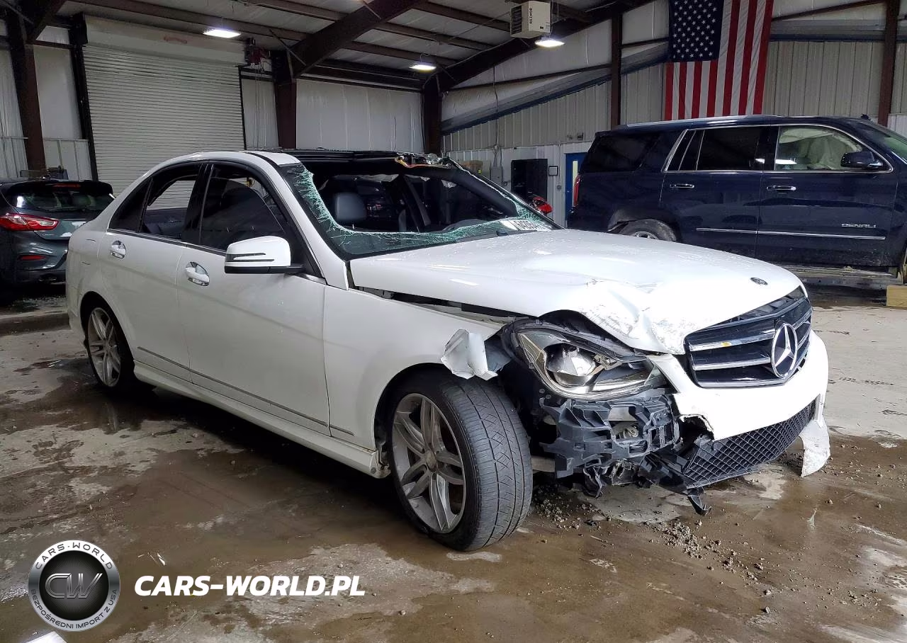 2014 Mercedes-Benz C 300 4Matic VIN:WDDGF8AB1ER315779 - 4