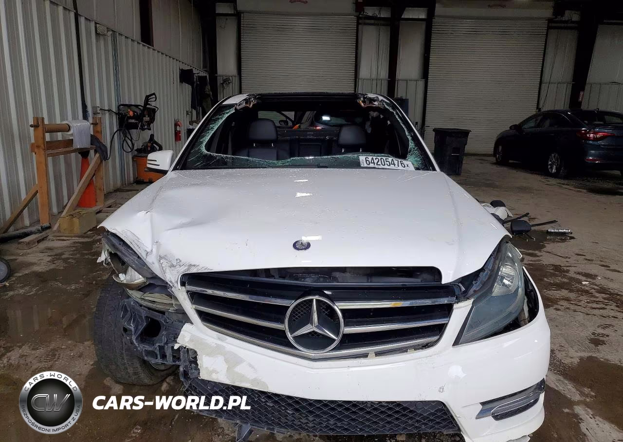 2014 Mercedes-Benz C 300 4Matic VIN:WDDGF8AB1ER315779 - 5