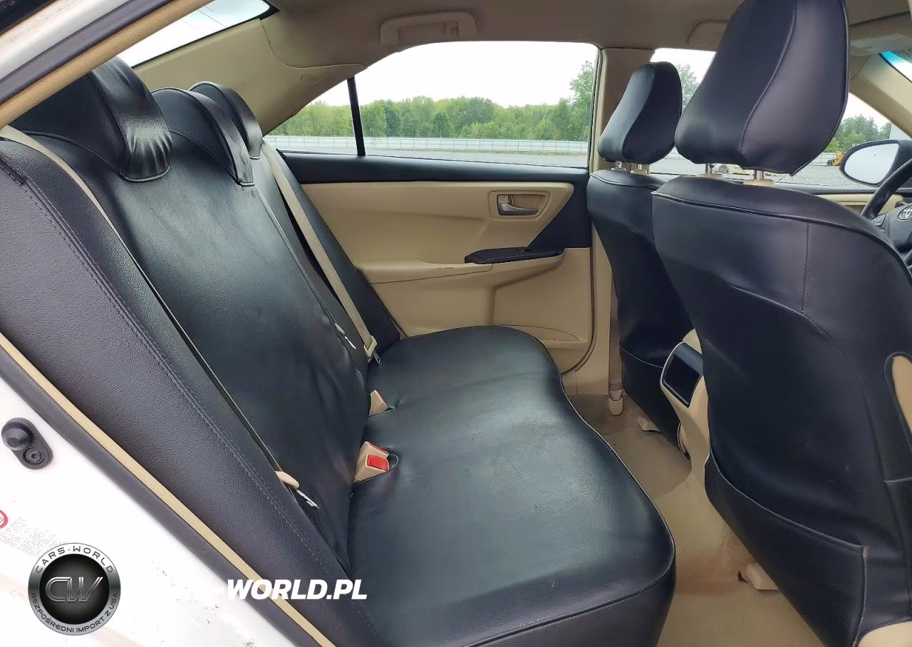 2017 Toyota Camry Le VIN:4T1BF1FK4HU688980 - 10