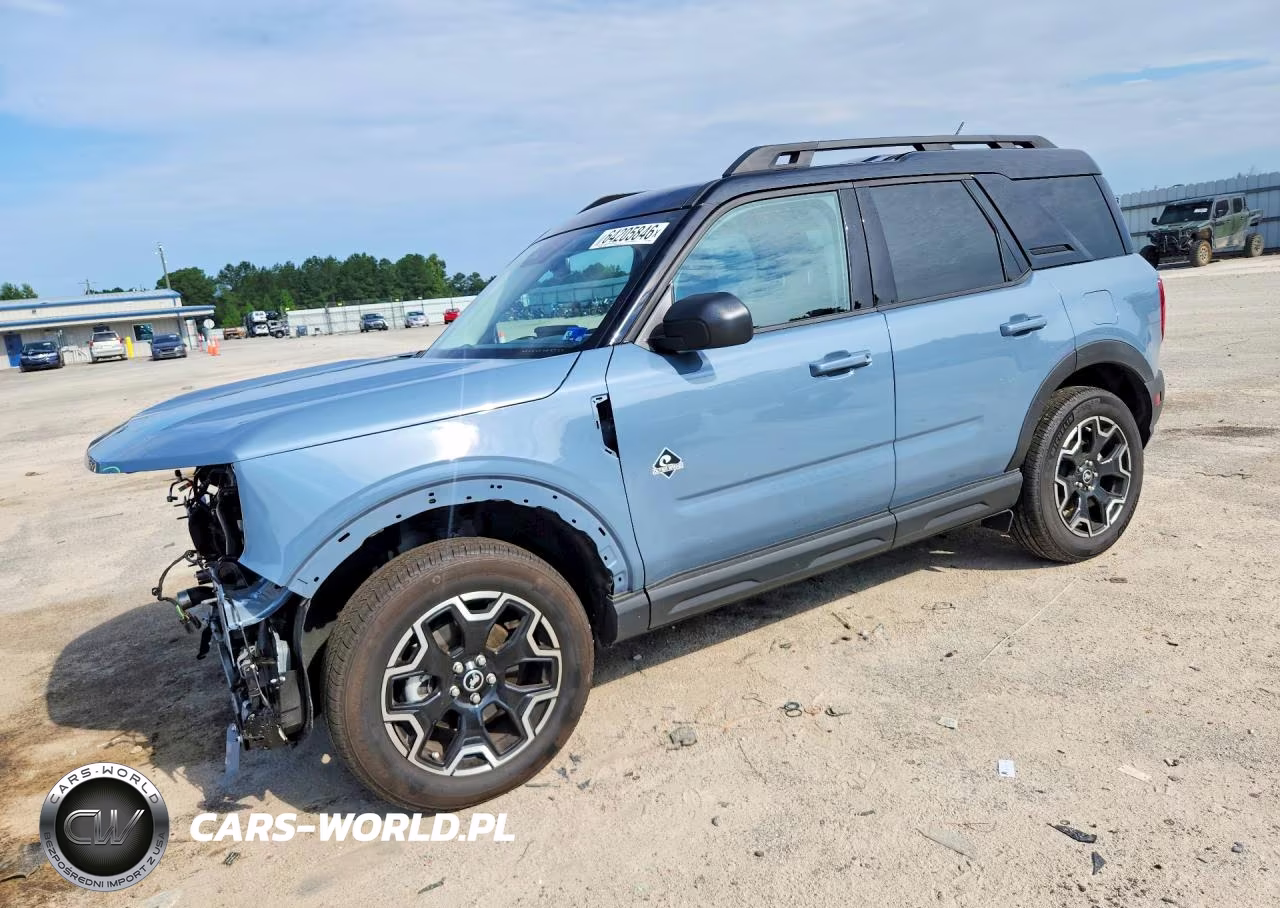 2025 Ford Bronco Sport Outer Banks – zdjęcie 1 z 13
