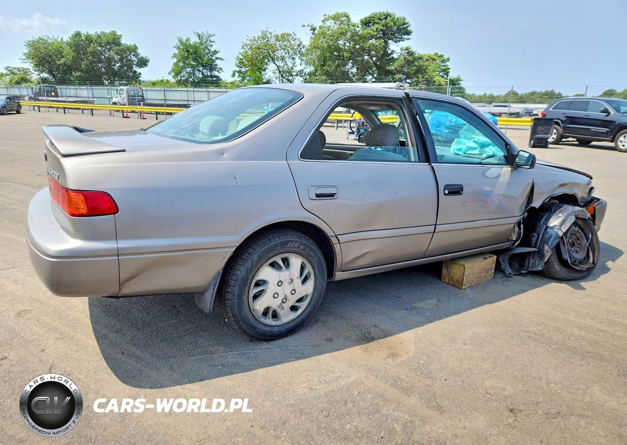 2001 Toyota Camry Le VIN:4T1BG22KX1U086695 - 3