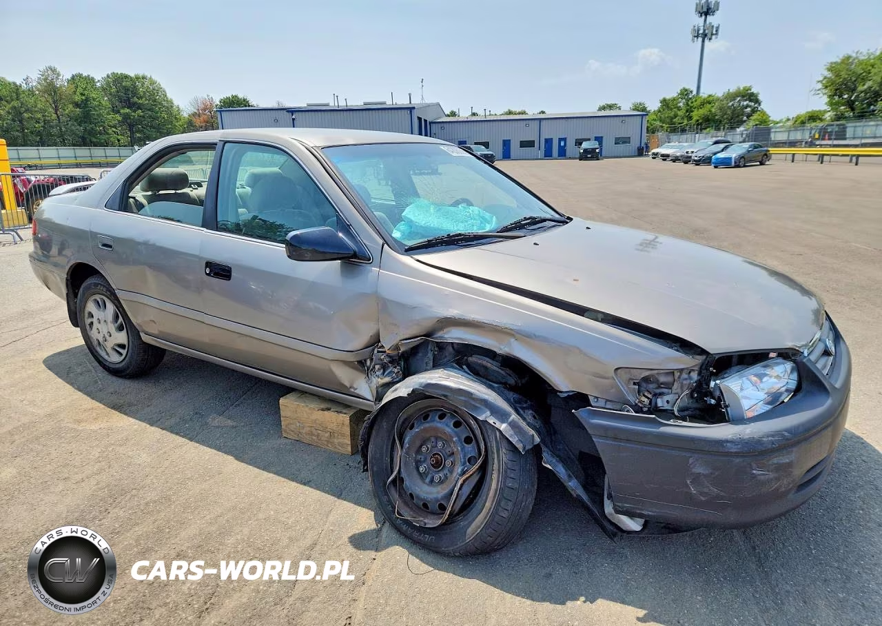 2001 Toyota Camry Le VIN:4T1BG22KX1U086695 - 4