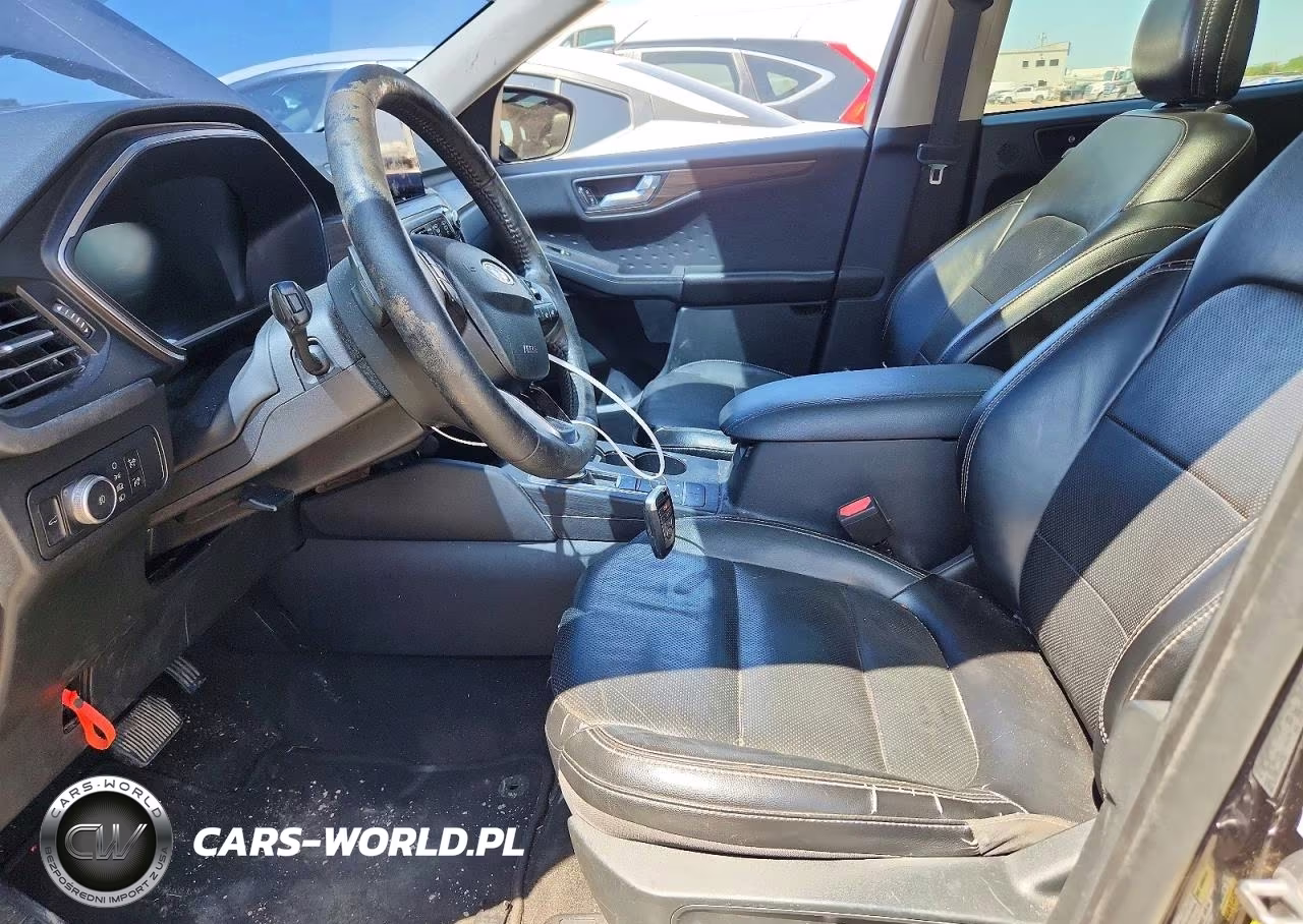 2020 Ford Escape Titanium VIN:1FMCU9J94LUB16698 - 7