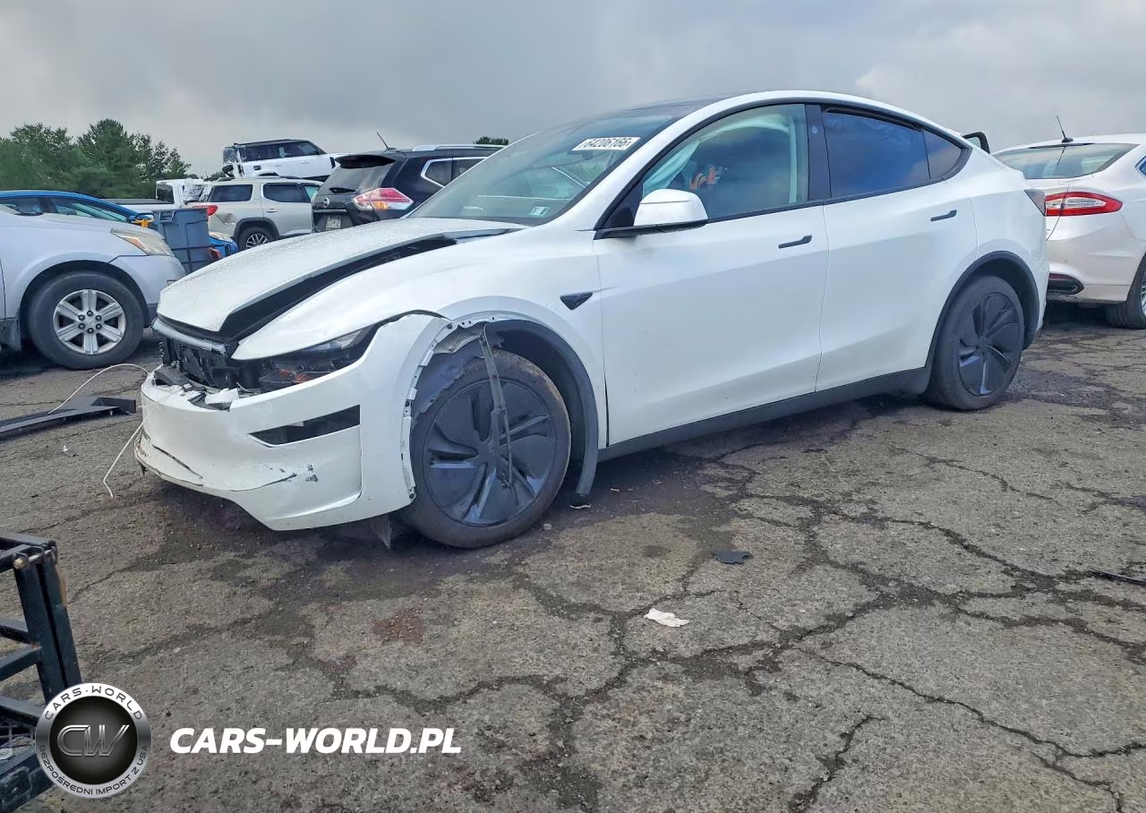 2026 Tesla Model Y – zdjęcie 1 z 13