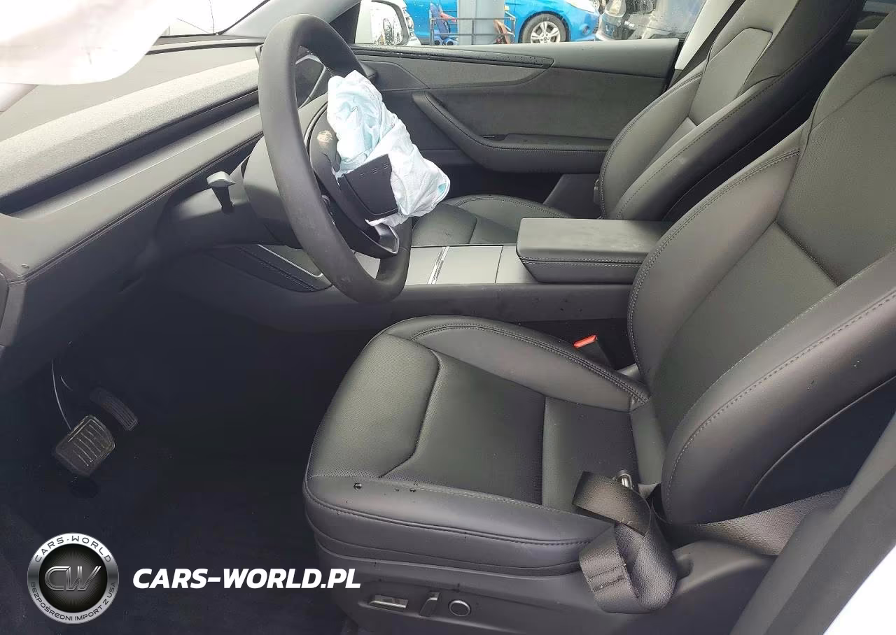 2026 Tesla Model Y VIN:7SAYGDED0TF434008 - 7