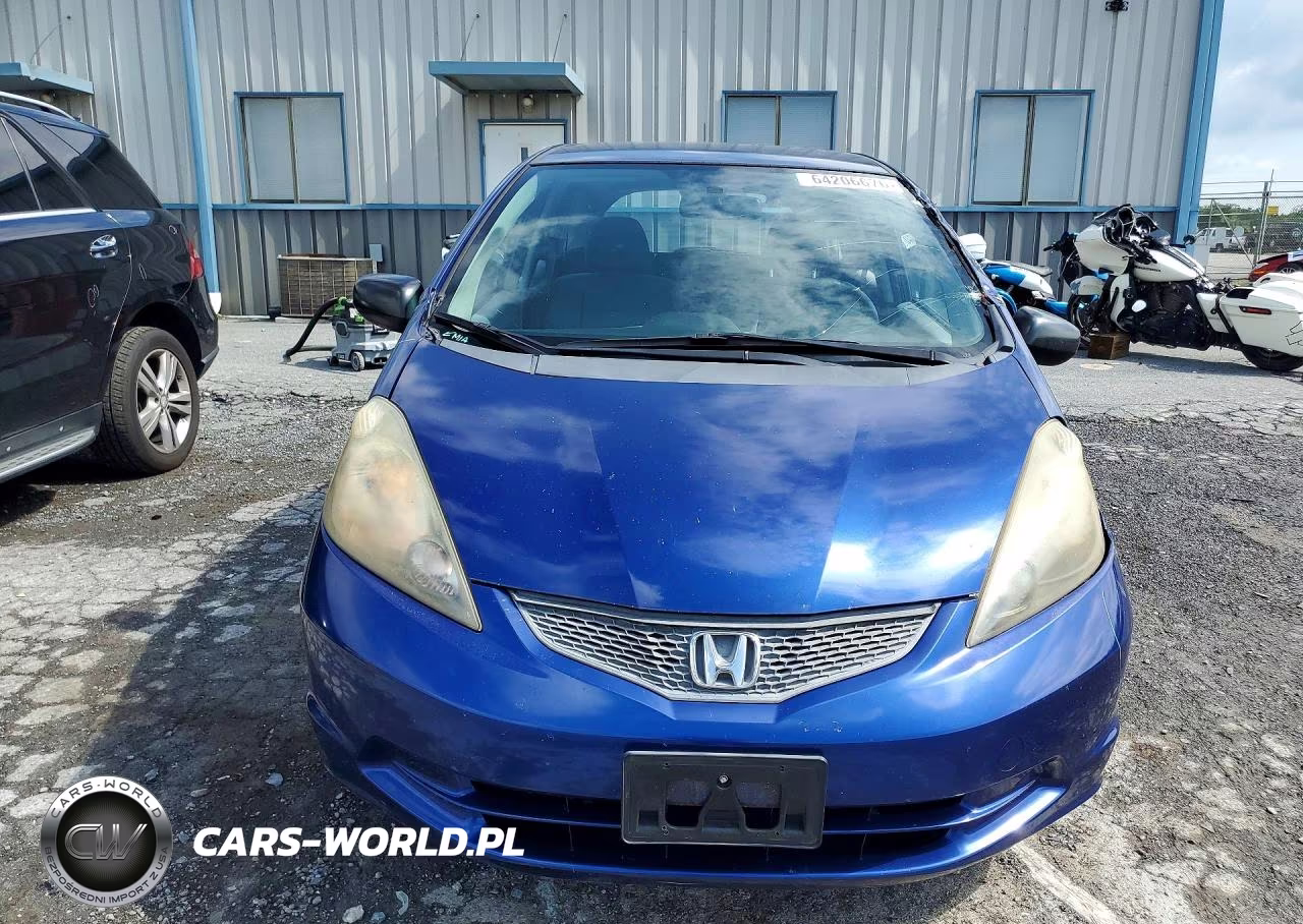 2010 Honda Fit VIN:JHMGE8H24AC006211 - 5