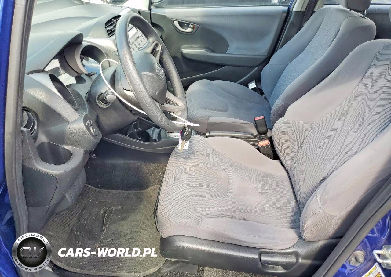 2010 Honda Fit VIN:JHMGE8H24AC006211 - 7
