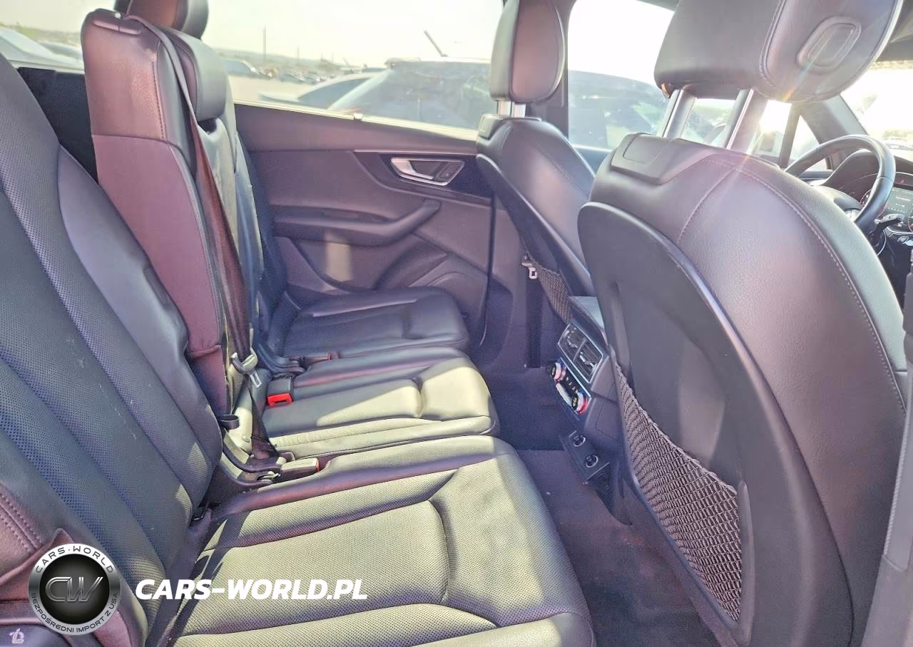 2017 Audi Q7 Prestige VIN:WA1VAAF75HD041011 - 11