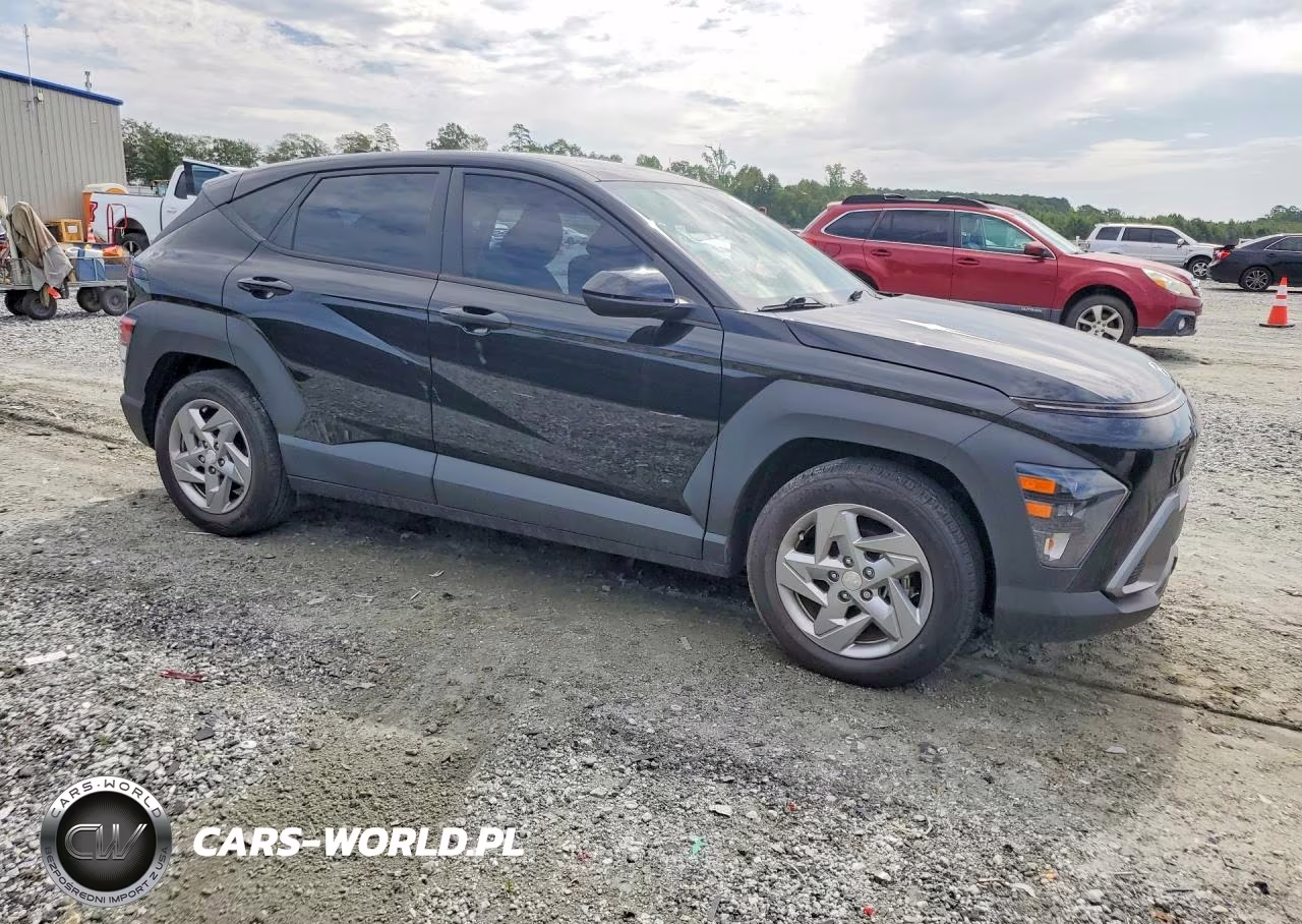 2024 Hyundai Kona Se VIN:KM8HA3AB3RU090943 - 4