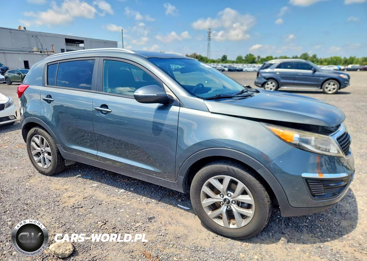 2015 Kia Sportage Lx VIN:KNDPB3AC4F7732912 - 4