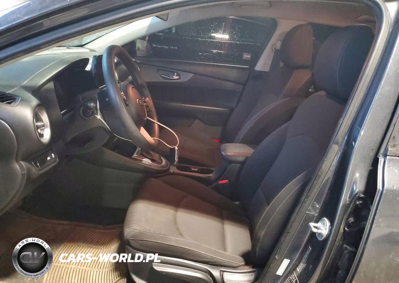 2020 Kia Forte Lxs VIN:3KPF24AD4LE205569 - 7