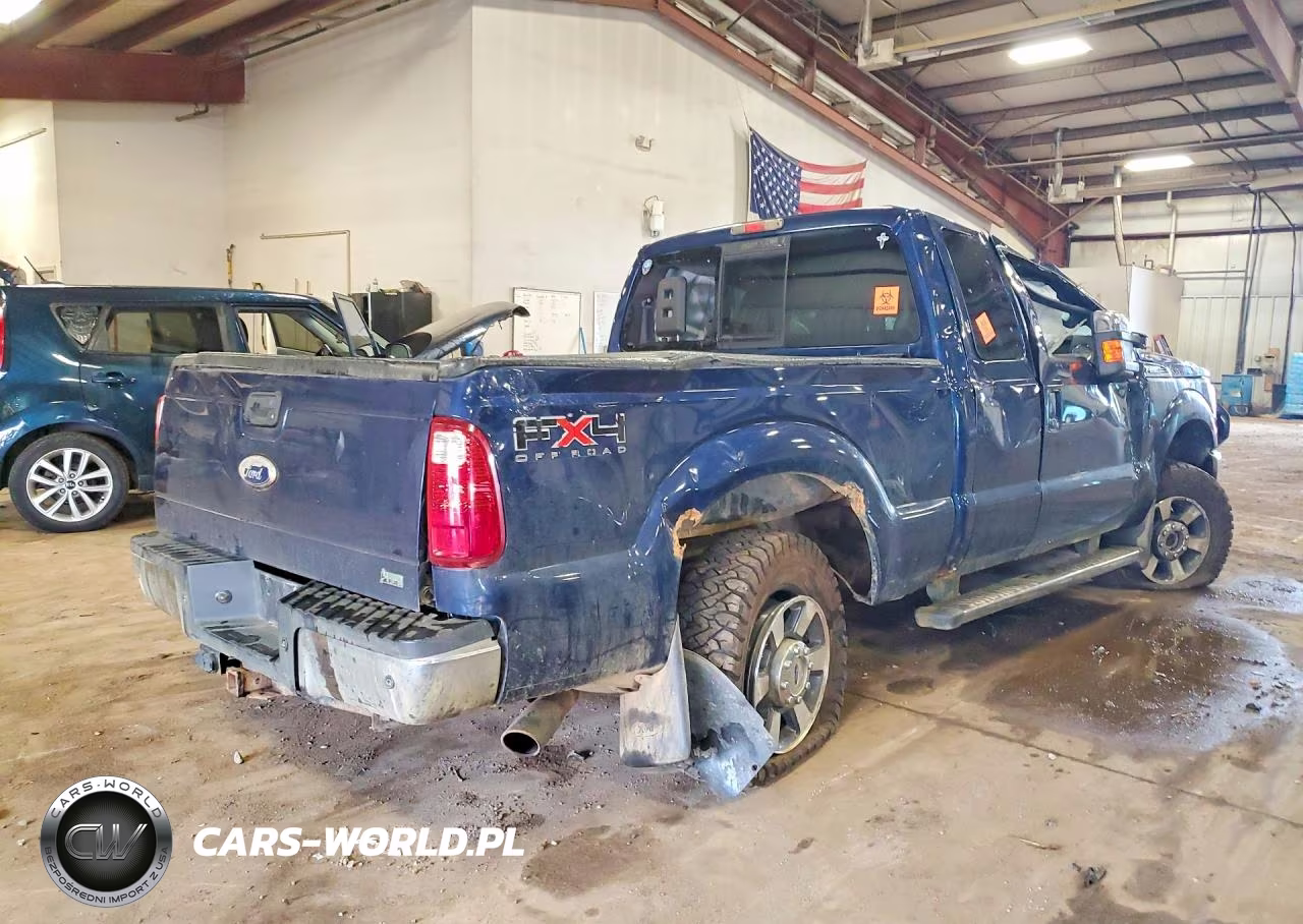 2011 Ford F250 Super Duty VIN:1FT7X2B63BEC14607 - 3