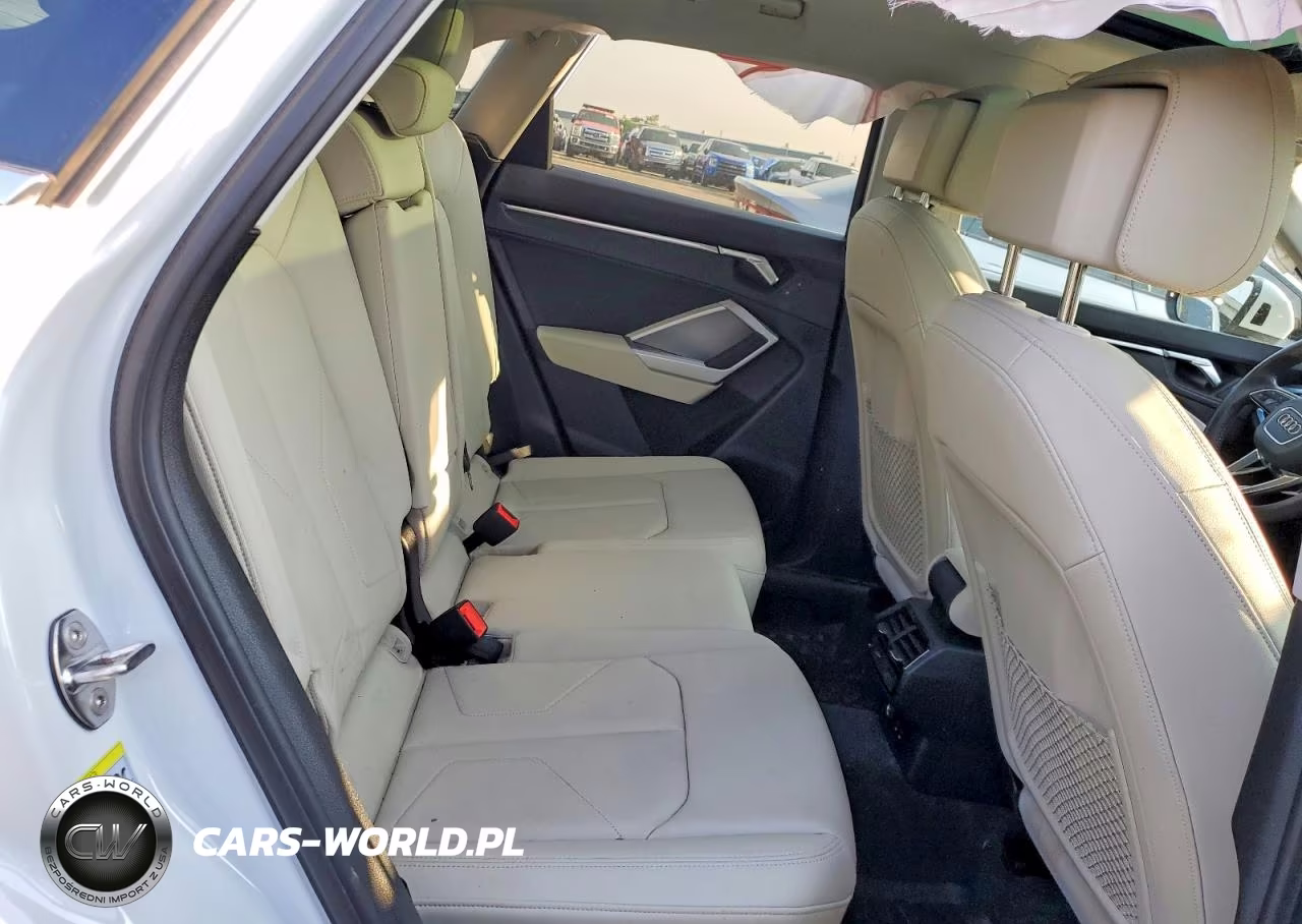 2020 Audi Q3 Premium Plus VIN:WA1BECF30L1107149 - 10