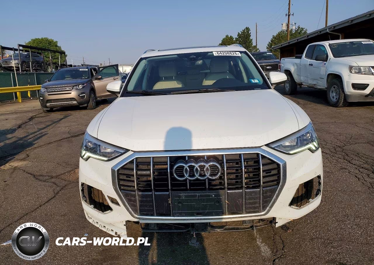 2020 Audi Q3 Premium Plus VIN:WA1BECF30L1107149 - 5