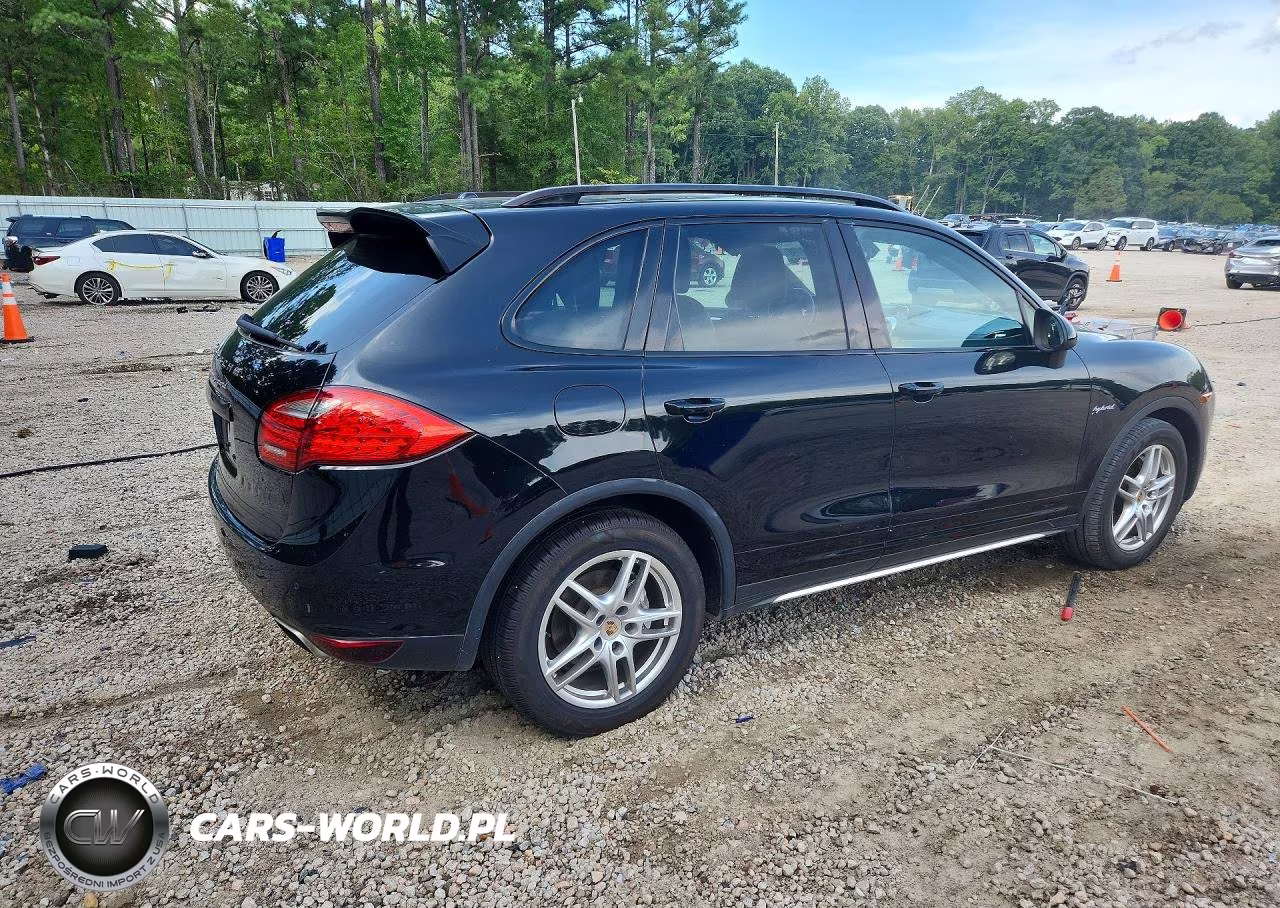 2013 Porsche Cayenne S Hybrid VIN:WP1AE2A2XDLA15710 - 3