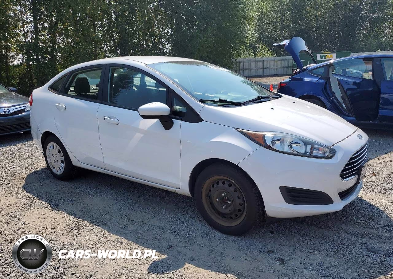 2015 Ford Fiesta S VIN:3FADP4AJ5FM204008 - 4