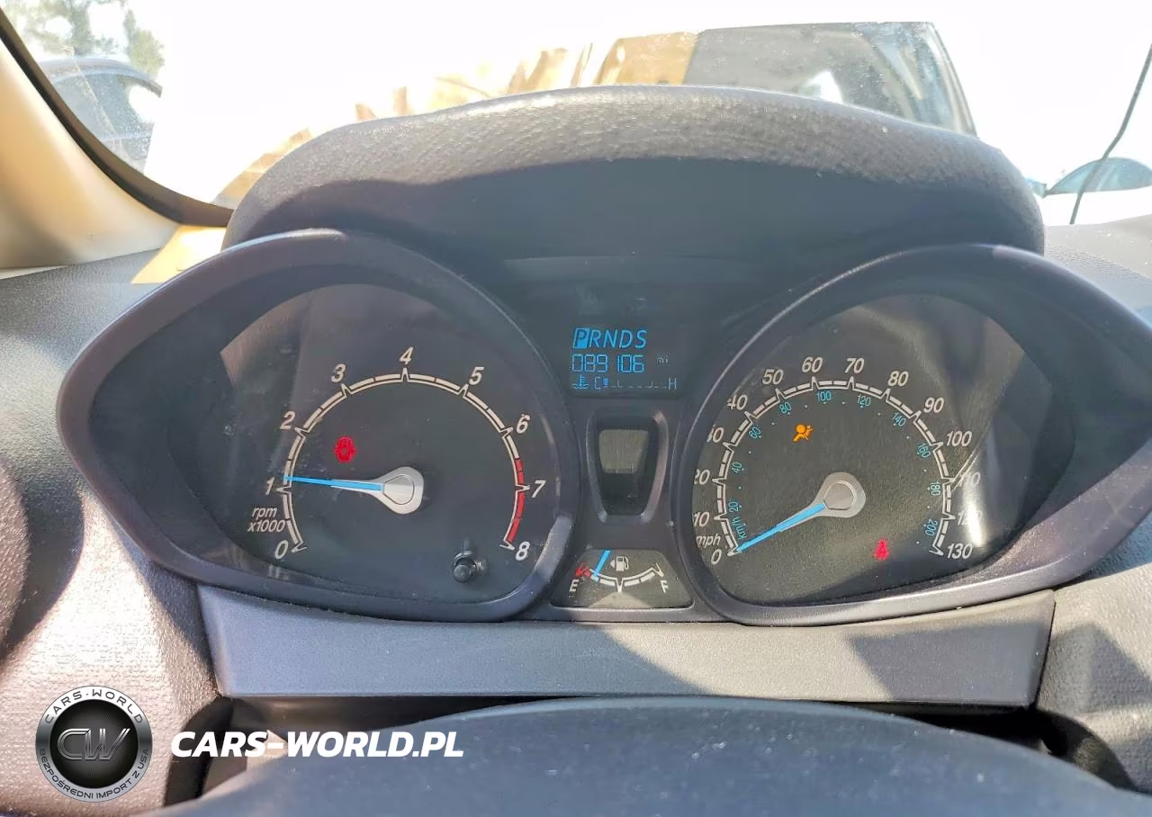 2015 Ford Fiesta S VIN:3FADP4AJ5FM204008 - 9