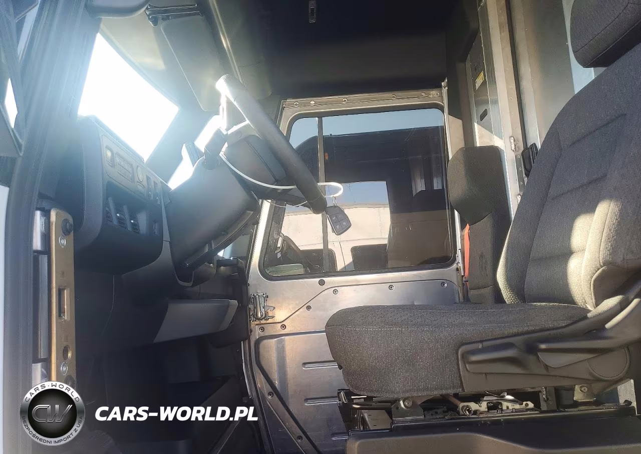 2024 Brightdrop Zevo Delivery Van VIN:2G5ZJ2TY4R9102669 - 7