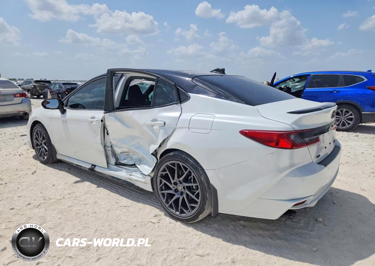 2026 Toyota Camry Xse VIN:4T1DAACK9TU320184 - 2
