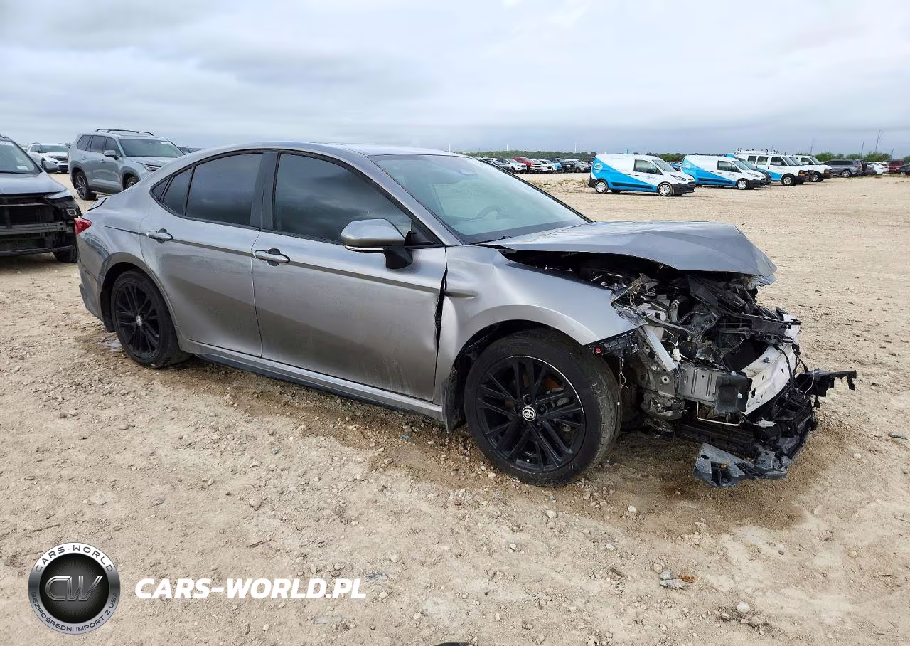2026 Toyota Camry Se VIN:4T1DAACK1TU667671 - 4