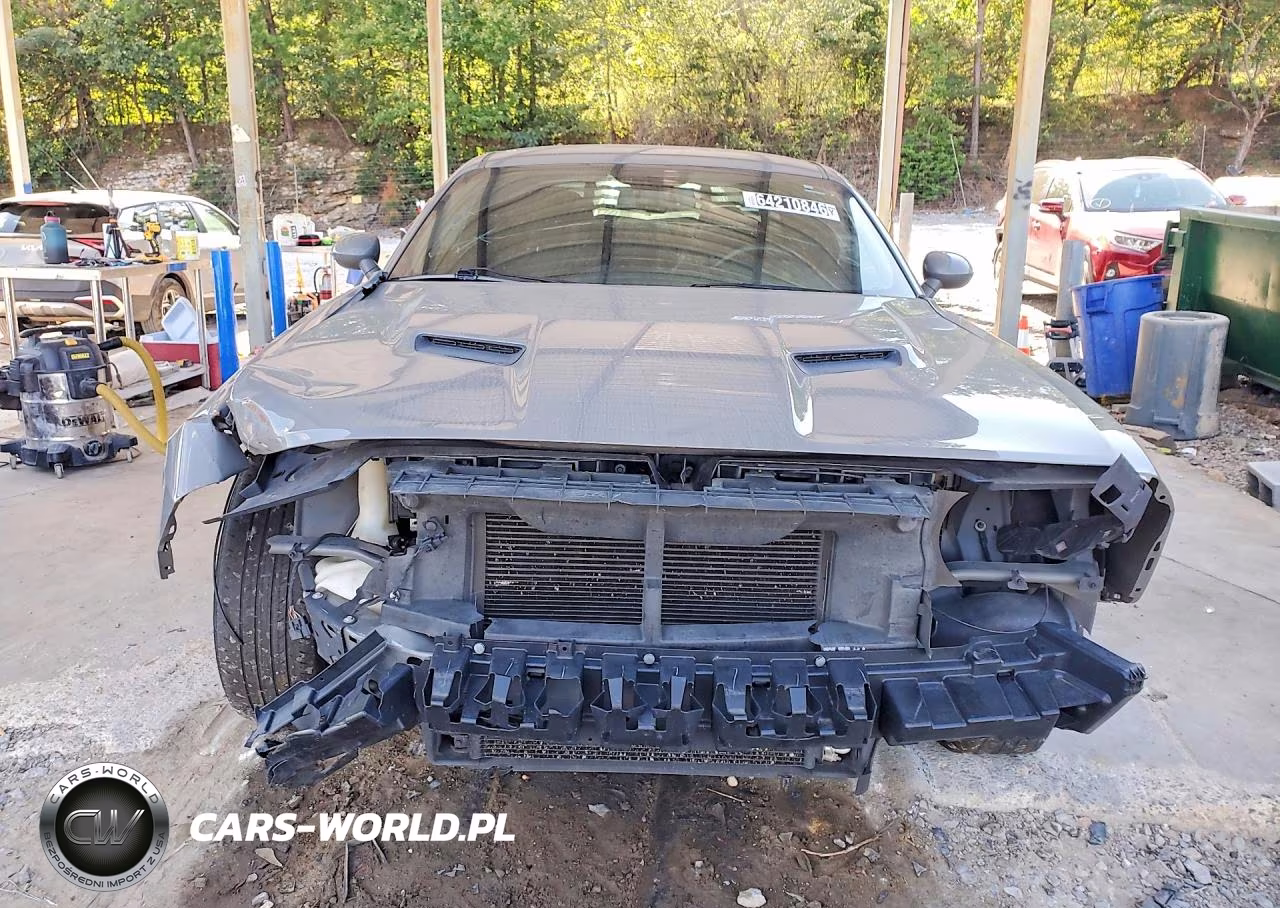2019 Dodge Challenger Sxt VIN:2C3CDZAG6KH668700 - 5