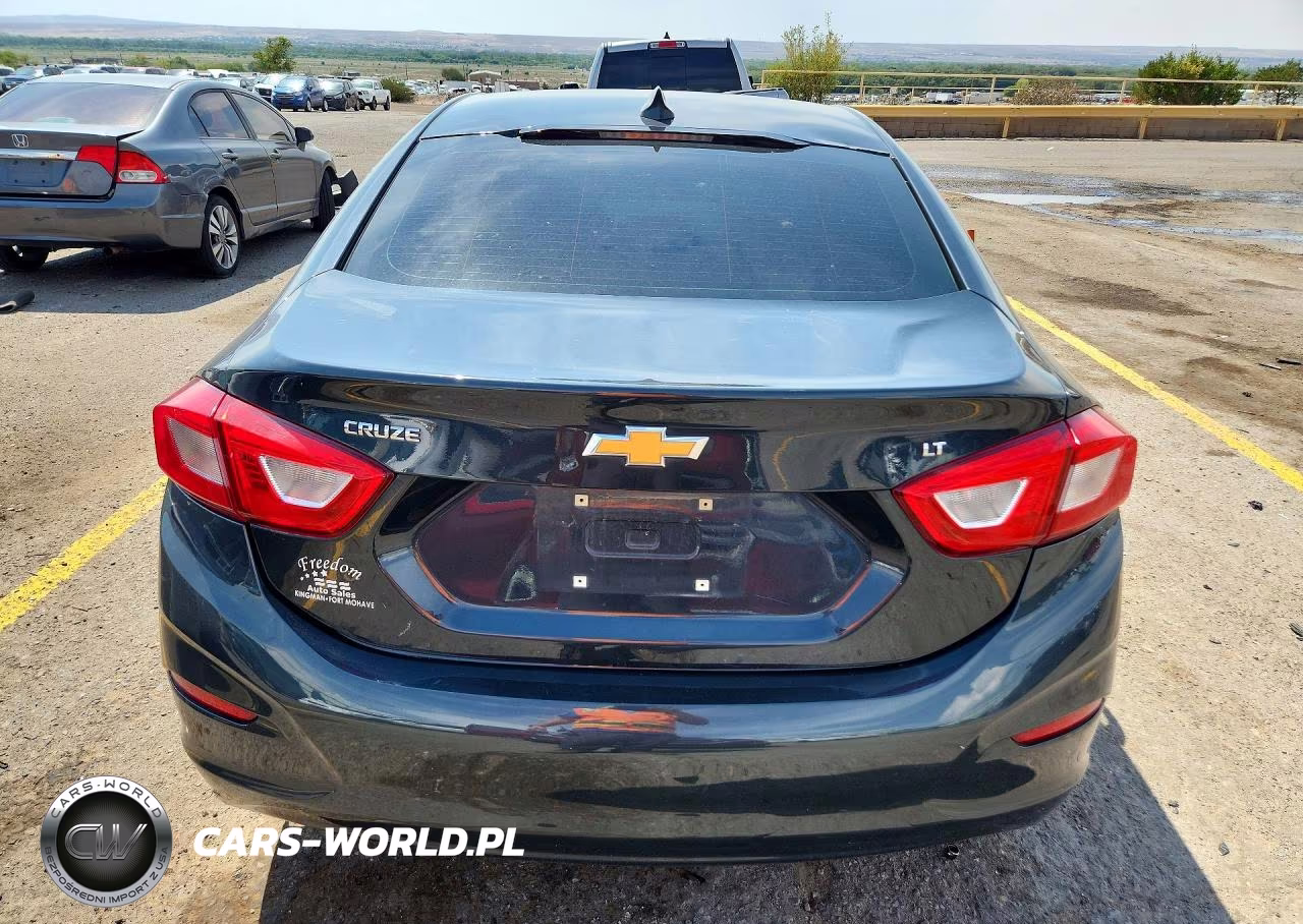 2018 Chevrolet Cruze Lt VIN:1G1BE5SM7J7119169 - 6
