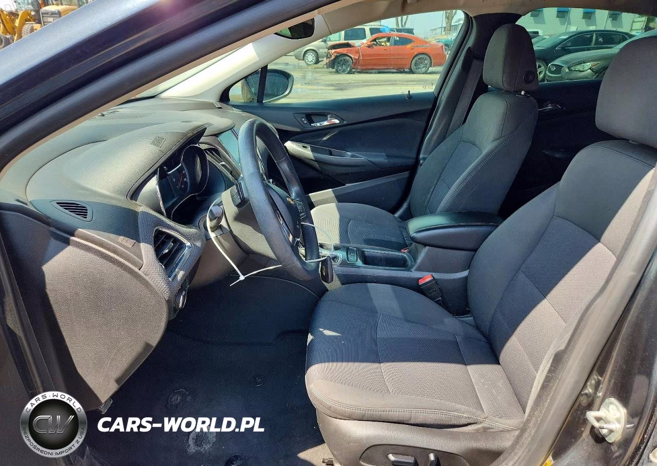 2018 Chevrolet Cruze Lt VIN:1G1BE5SM7J7119169 - 7
