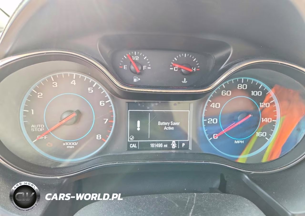 2018 Chevrolet Cruze Lt VIN:1G1BE5SM7J7119169 - 9