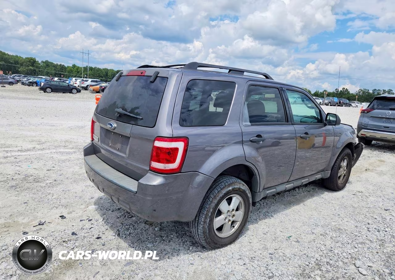 2009 Ford Escape Xlt VIN:1FMCU03G59KA63599 - 3