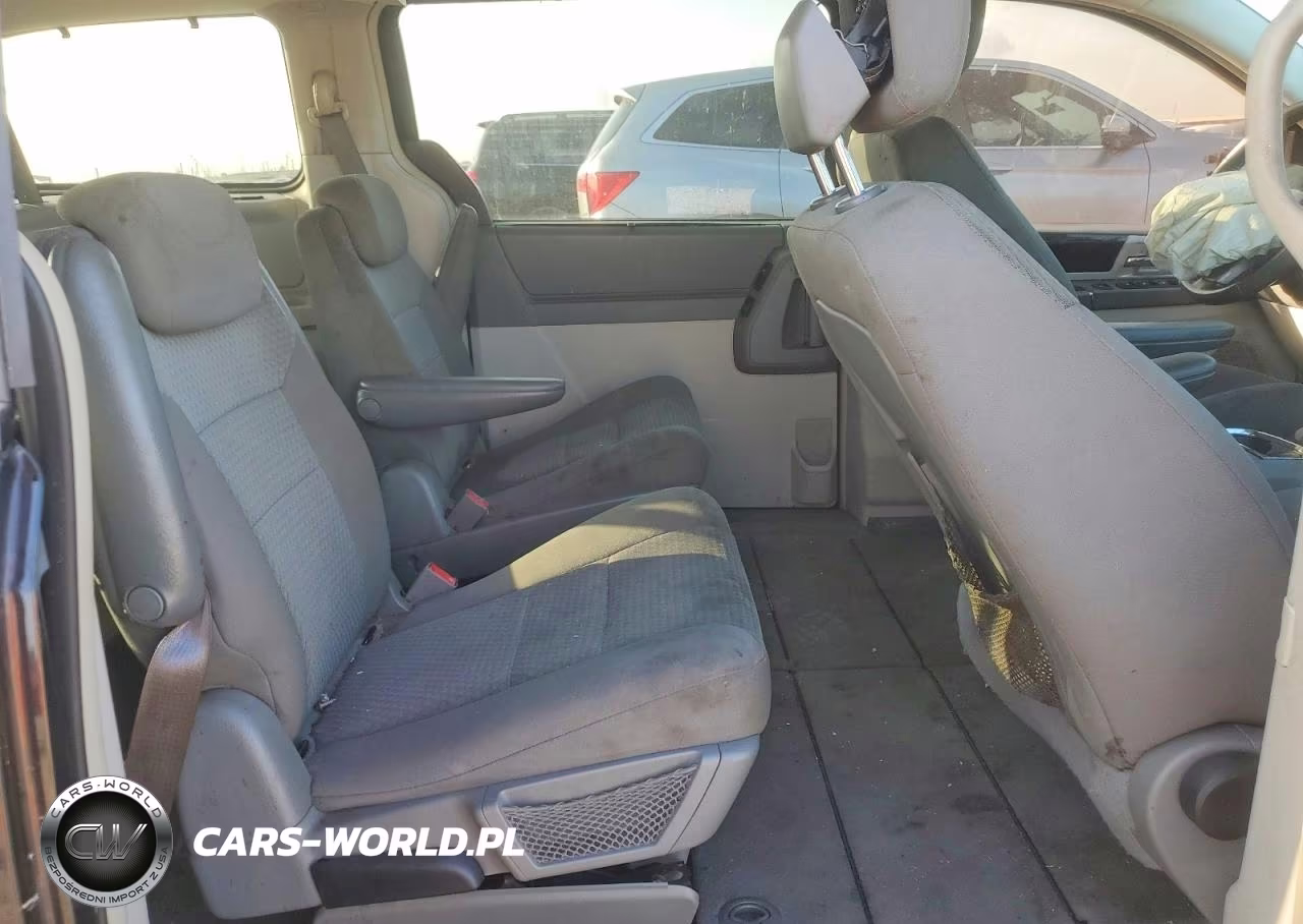2010 Dodge Grand Caravan Crew VIN:2D4RN6DX3AR440064 - 11