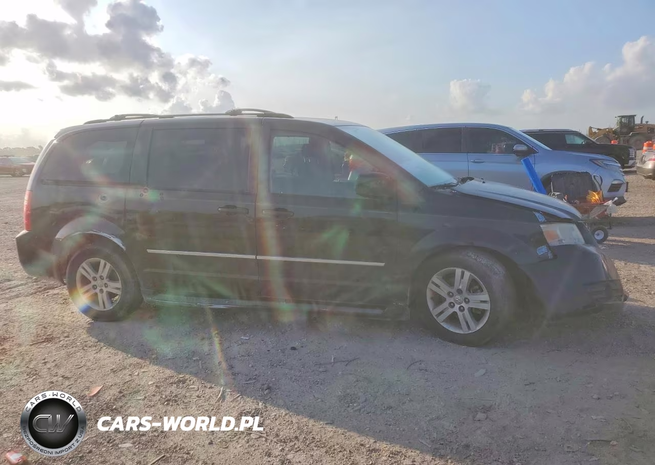 2010 Dodge Grand Caravan Crew VIN:2D4RN6DX3AR440064 - 4