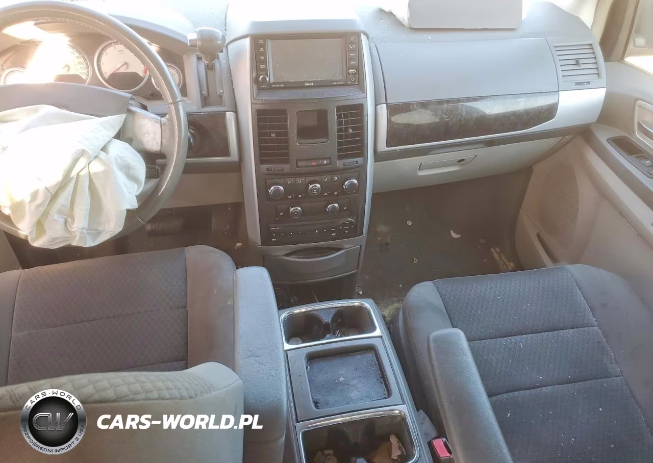 2010 Dodge Grand Caravan Crew VIN:2D4RN6DX3AR440064 - 8