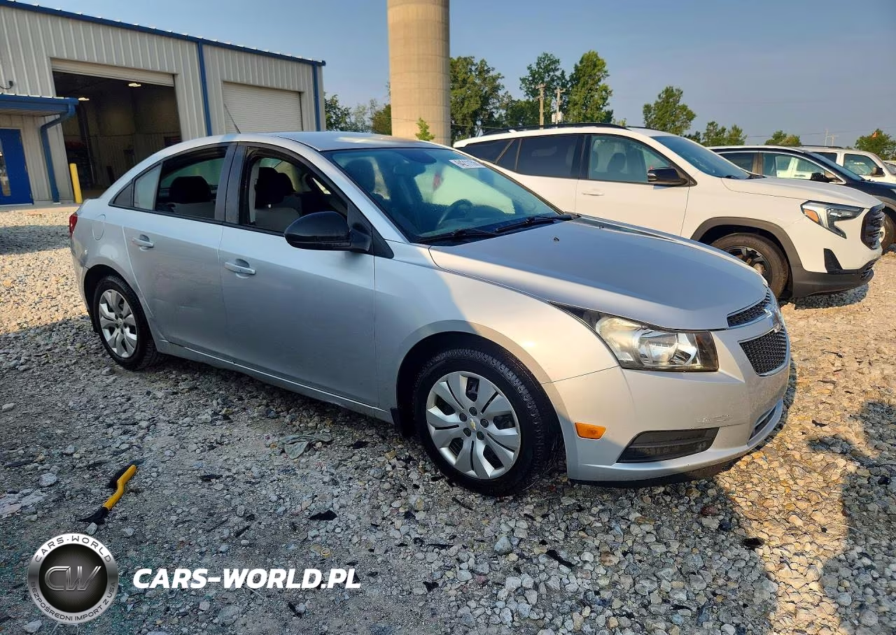 2013 Chevrolet Cruze Ls VIN:1G1PA5SH7D7256217 - 4