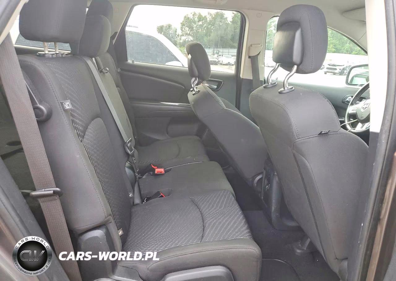 2018 Dodge Journey Se VIN:3C4PDCAB1JT531670 - 11