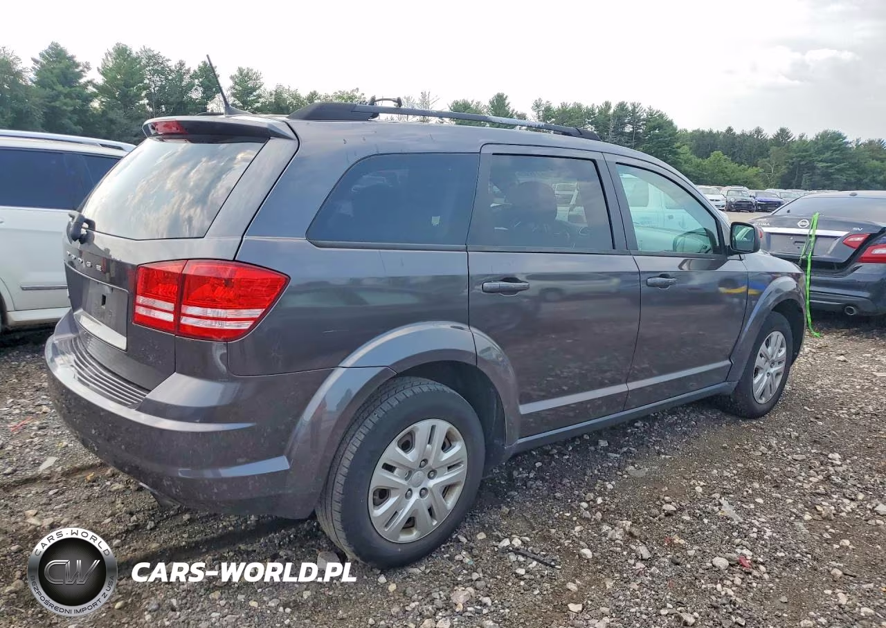 2018 Dodge Journey Se VIN:3C4PDCAB1JT531670 - 3