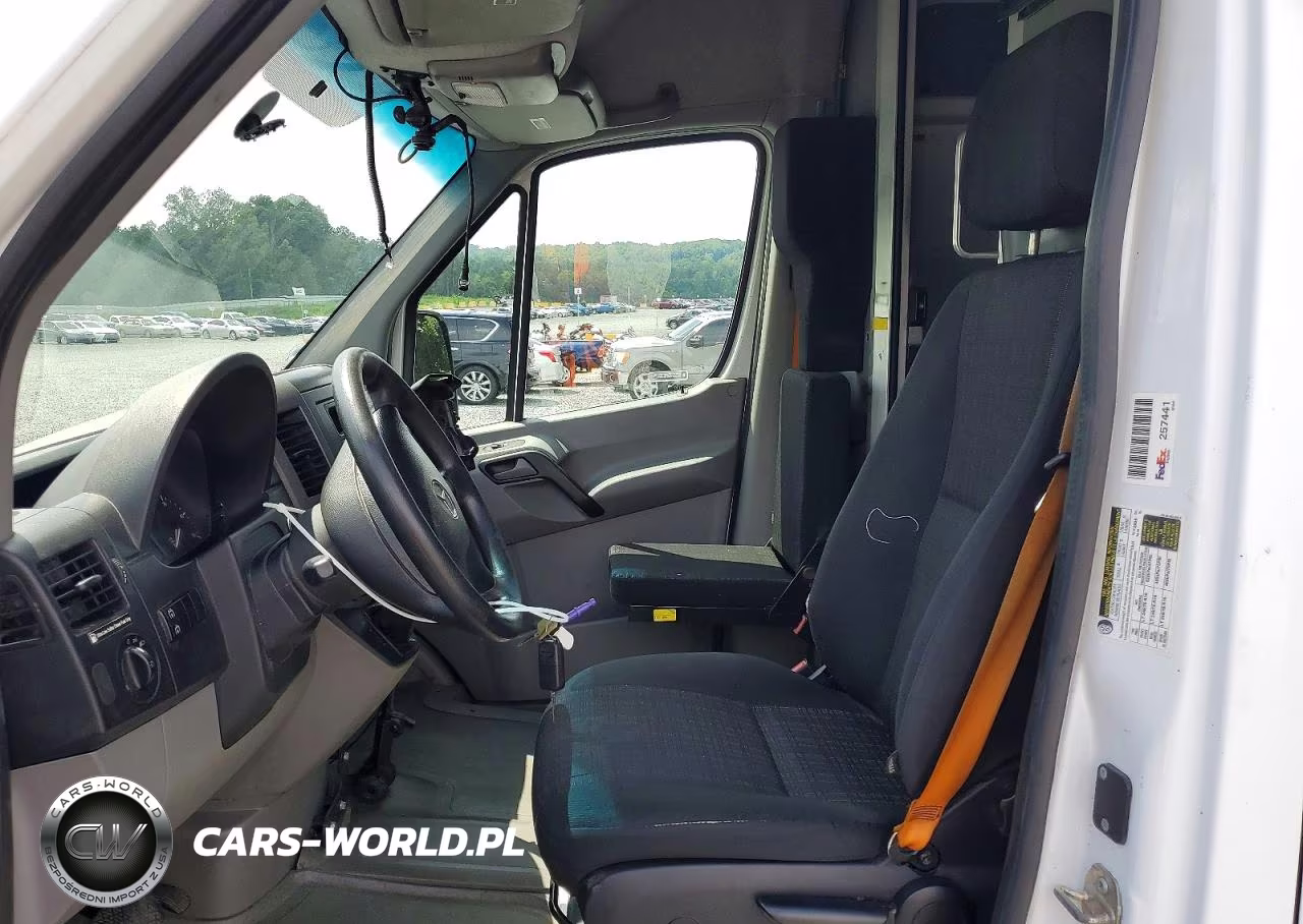 2016 Mercedes-Benz Sprinter 2500 Delivery Van VIN:WD3PE8DD6GP248762 - 7