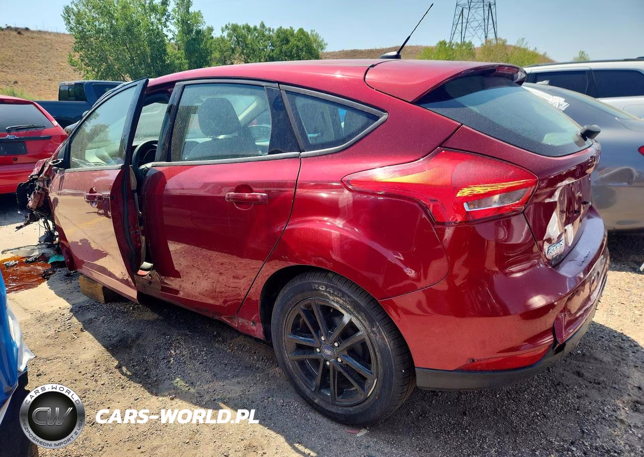2017 Ford Focus Se VIN:1FADP3K2XHL205614 - 2