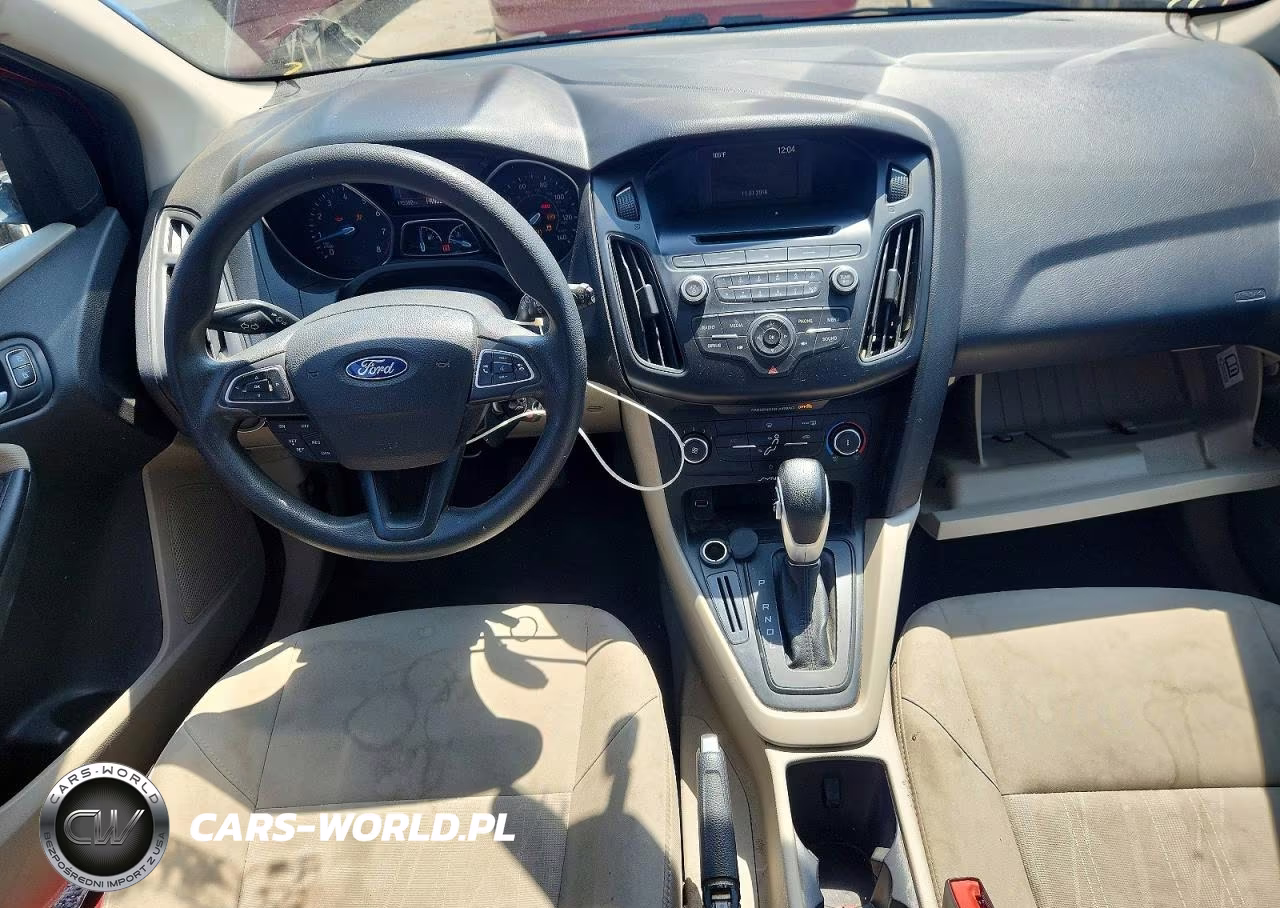 2017 Ford Focus Se VIN:1FADP3K2XHL205614 - 8