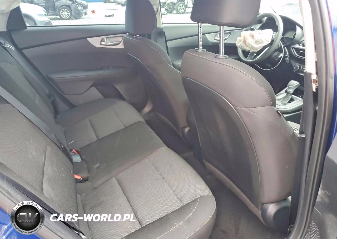 2023 Kia Forte Lxs VIN:3KPF24AD5PE601161 - 10