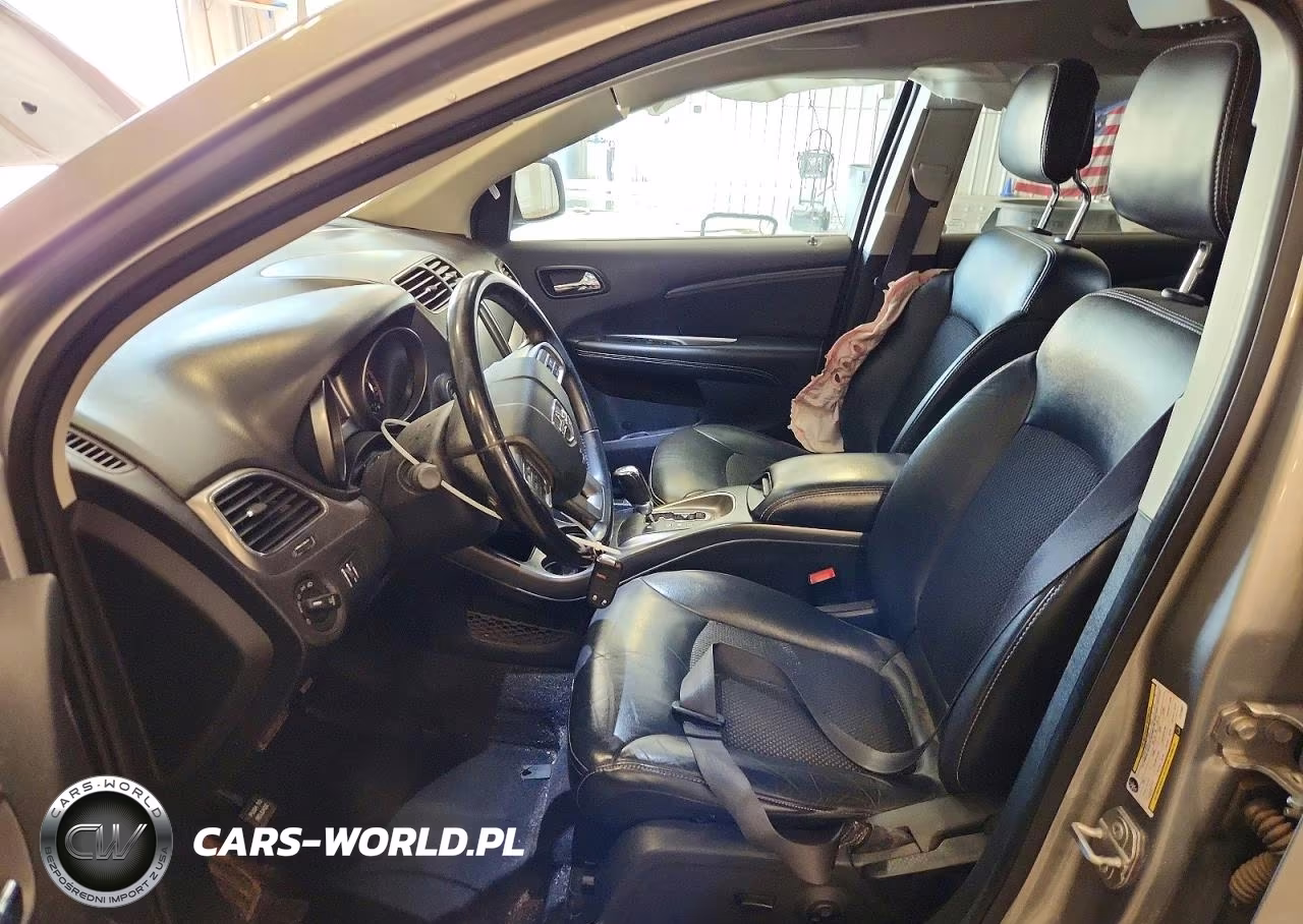 2018 Dodge Journey Crossroad VIN:3C4PDDGG5JT516887 - 7