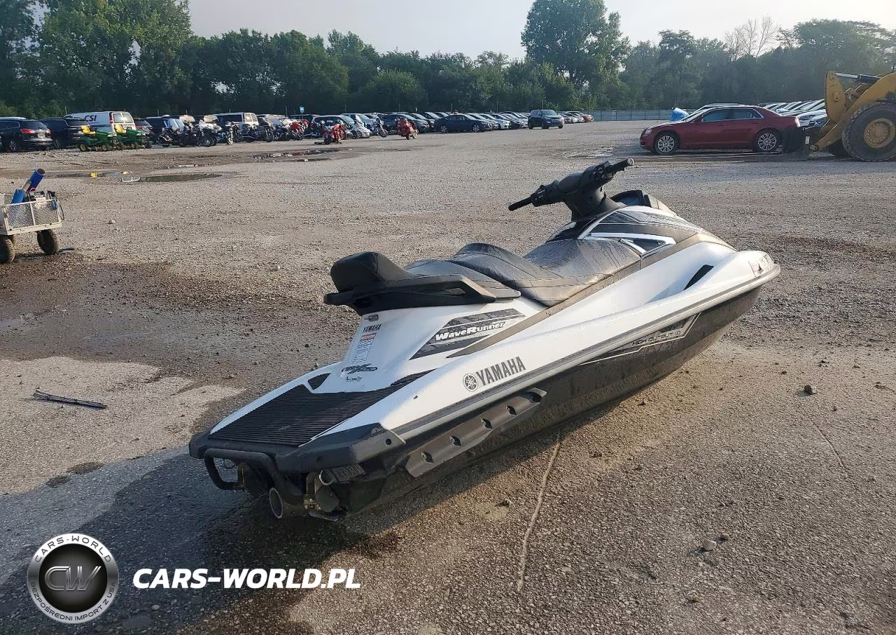 2016 Yam Jet Ski VIN:YAMA3042D616 - 4